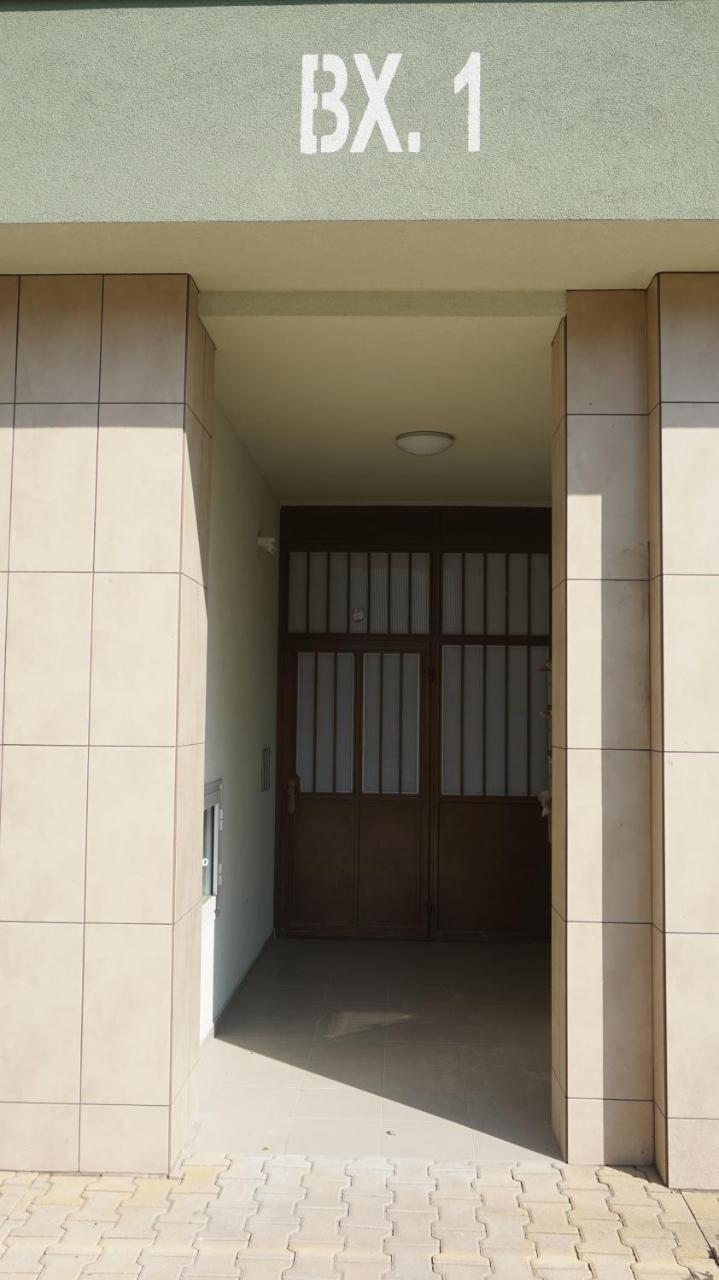 Bright, Comfortable And Cozy Apartment Burgas City Eksteriør billede