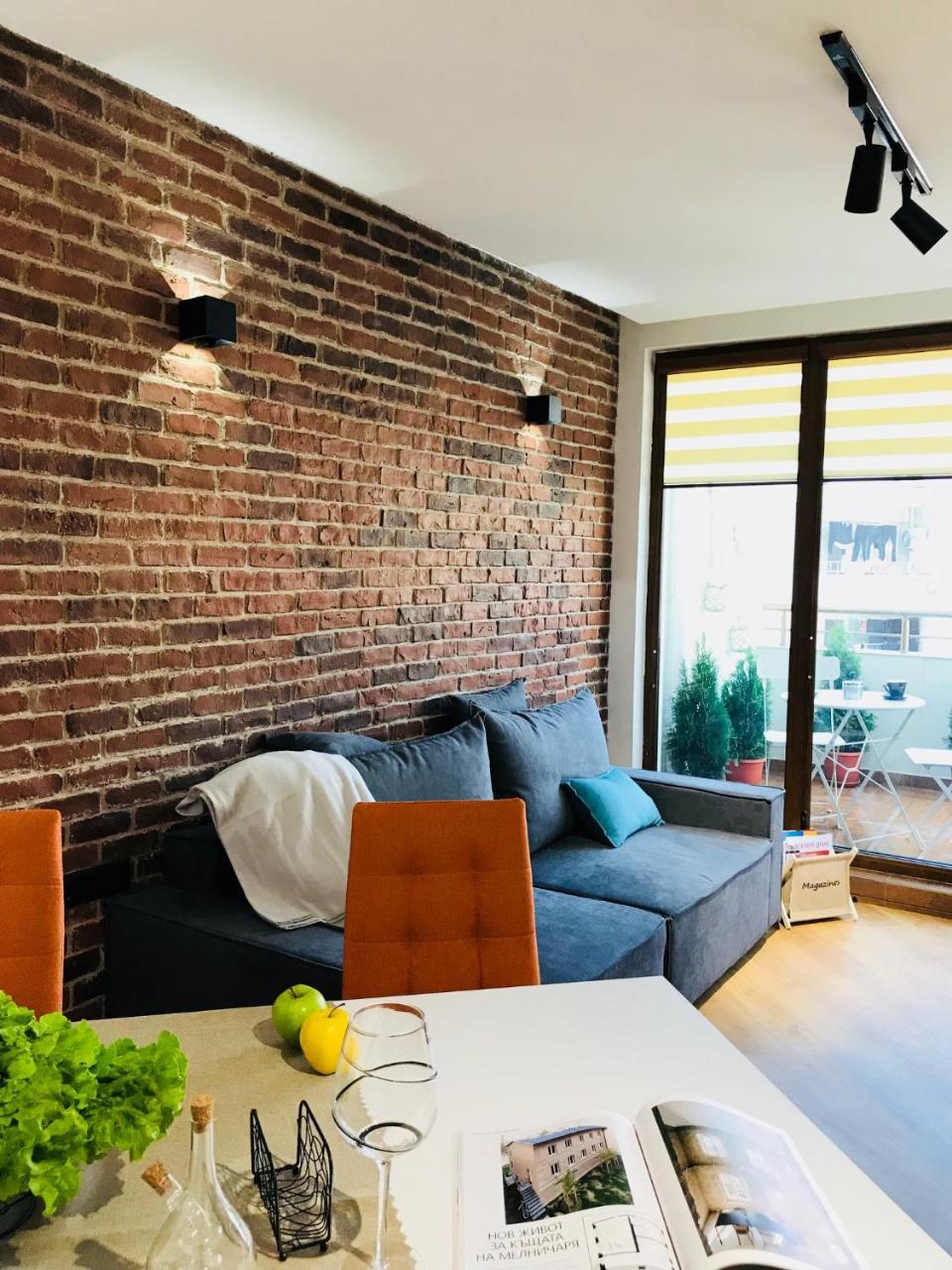 Bright, Comfortable And Cozy Apartment Burgas City Eksteriør billede