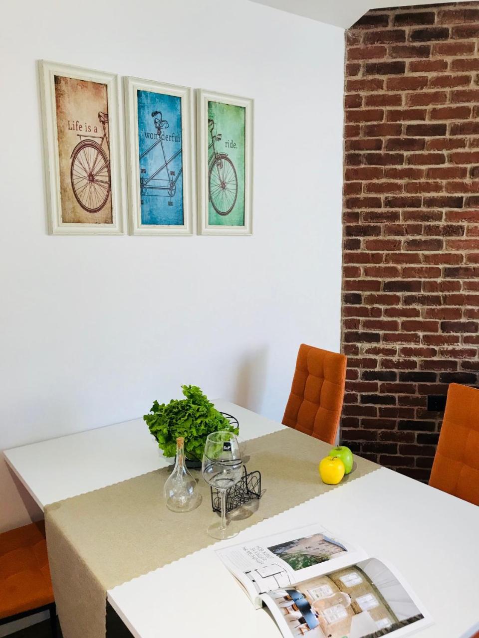 Bright, Comfortable And Cozy Apartment Burgas City Eksteriør billede