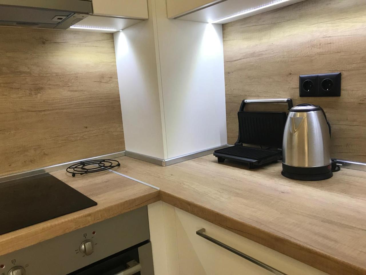 Bright, Comfortable And Cozy Apartment Burgas City Eksteriør billede