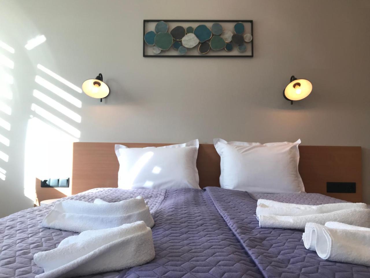 Bright, Comfortable And Cozy Apartment Burgas City Eksteriør billede