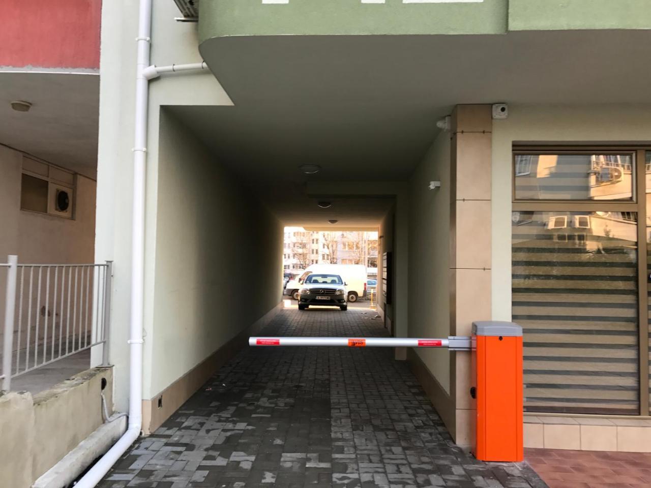 Bright, Comfortable And Cozy Apartment Burgas City Eksteriør billede